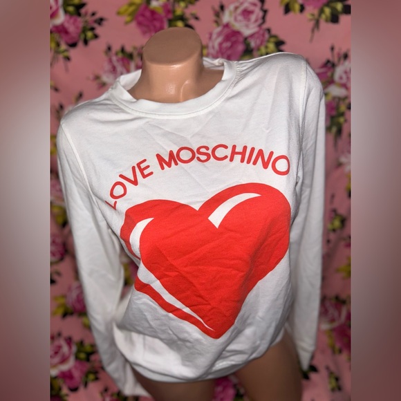 Vintage Tops - Custom made Love moschino red heart white comfy sweatshirt jumper vintage y2k